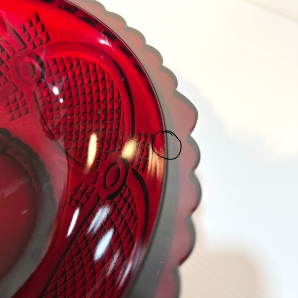 Vintage Avon Centennial Edition Cape Cod Ruby Red Bowl - Picture 8 of 8